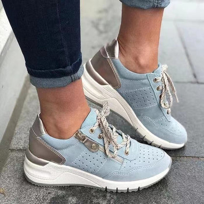 Lace-Up Sneakers with Roman Style