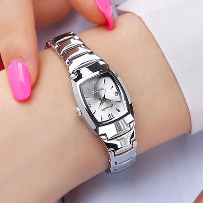 Ladies' quartz watch with a small dial