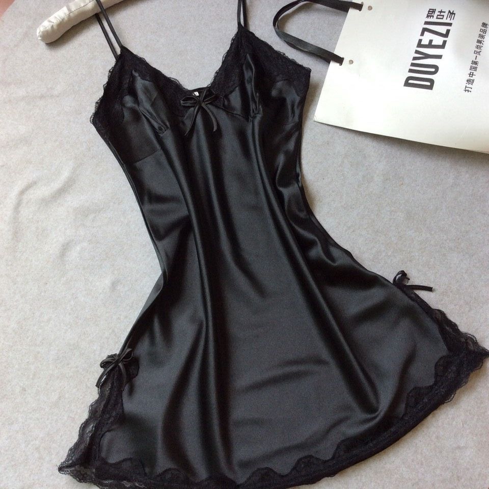 Ladies' silk strappy nightgown