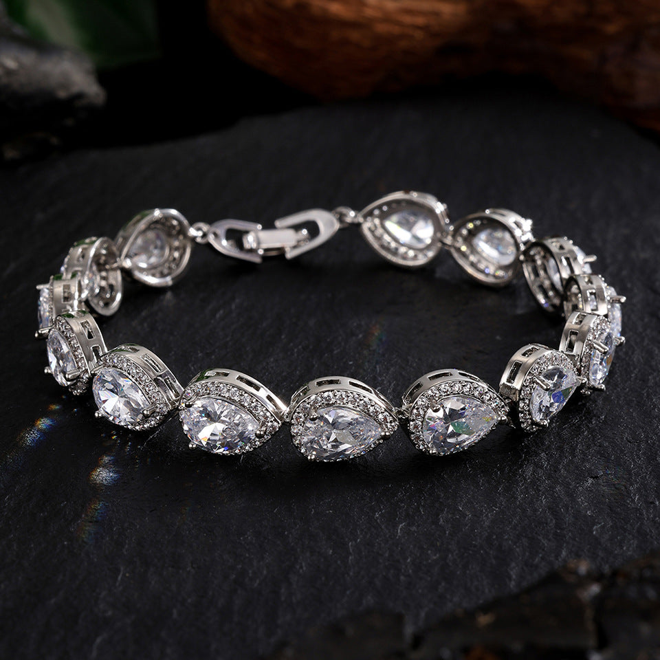 Ladies' waterdrop zircon bracelet