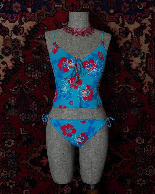 Lady's beach bikini