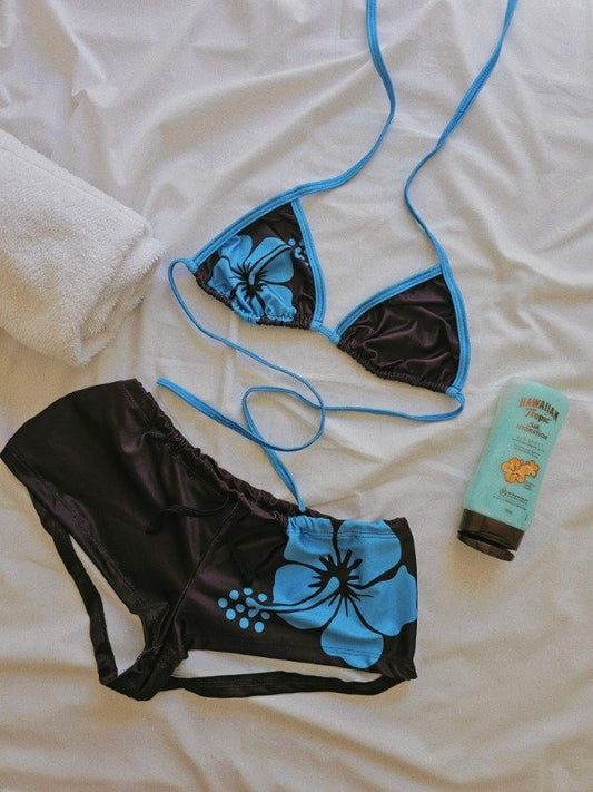 Lady's beach bikini