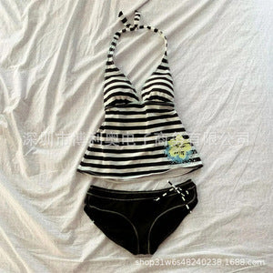 Lady's beach bikini
