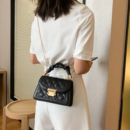Lady's shoulder bag