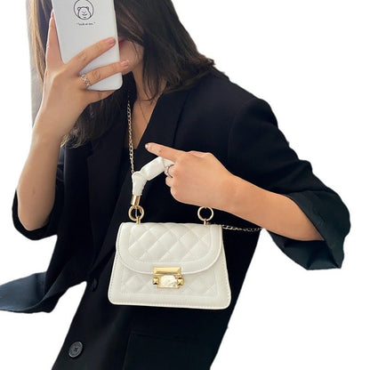 Lady's shoulder bag