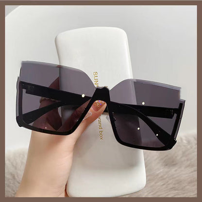 Lady sunglasses