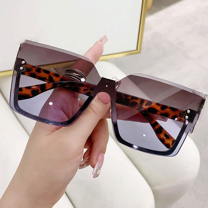 Lady sunglasses