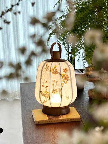 Lantern-style table lamp