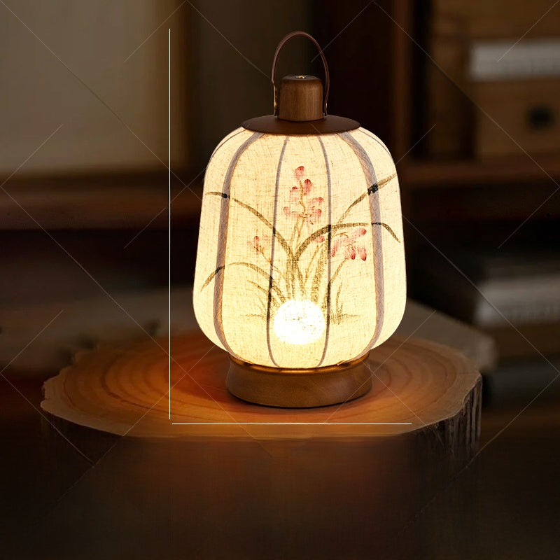 Lantern-style table lamp