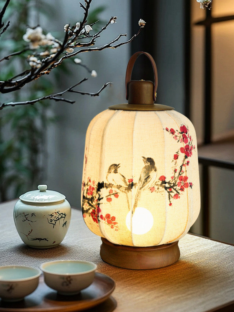 Lantern-style table lamp