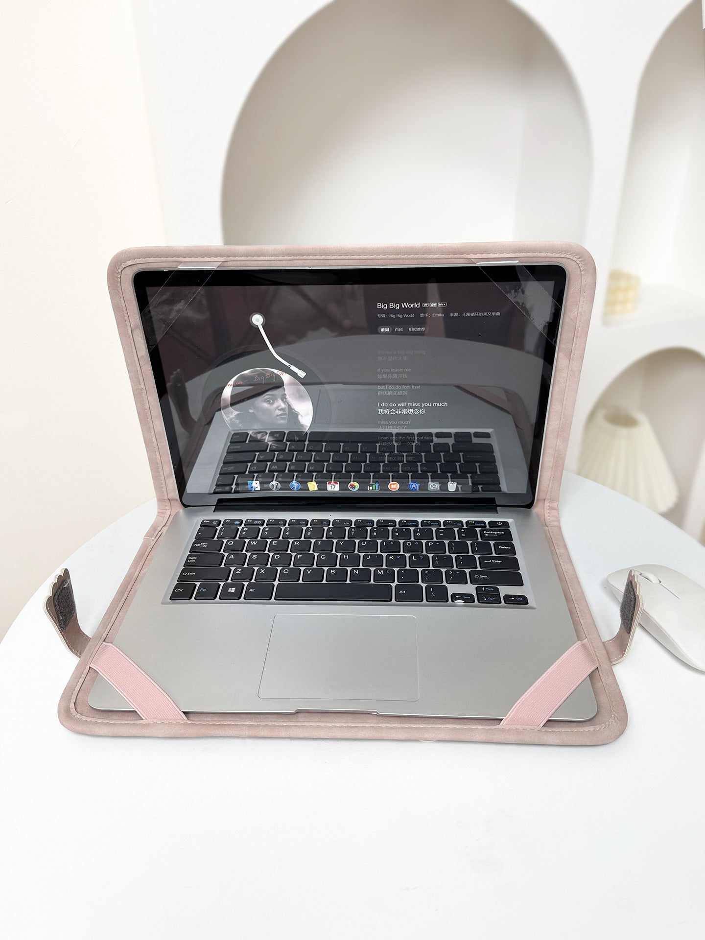 Laptop protective case