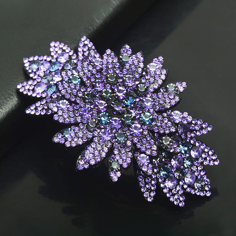 Large bow hairpin