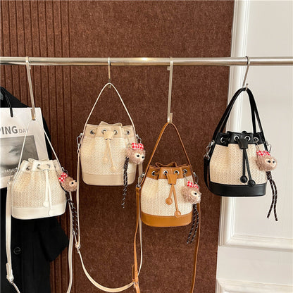 Large capacity bucket bag
