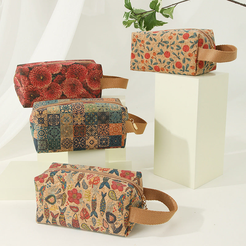 Large-capacity cork makeup bag