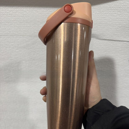 Large capacity Cup