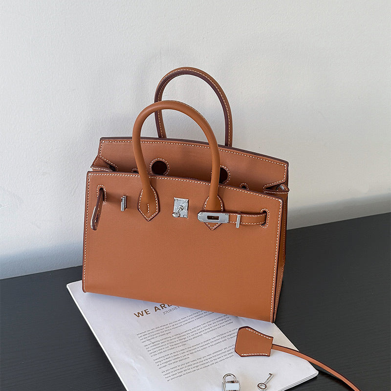 Large-capacity handbag
