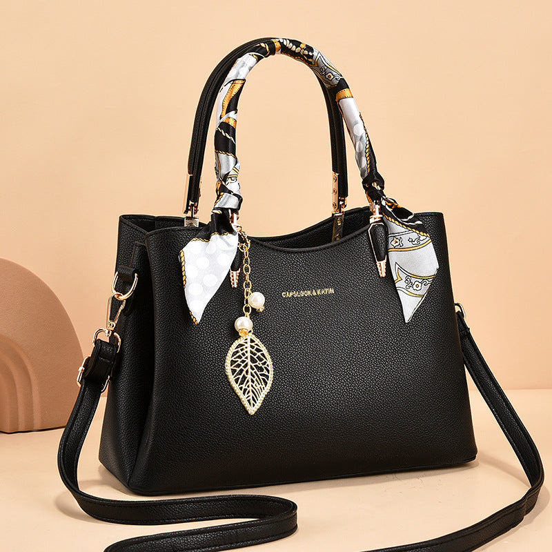 Large-capacity handbag