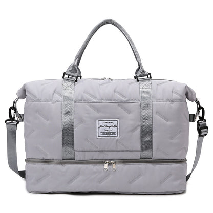 Large-capacity indentation backpack