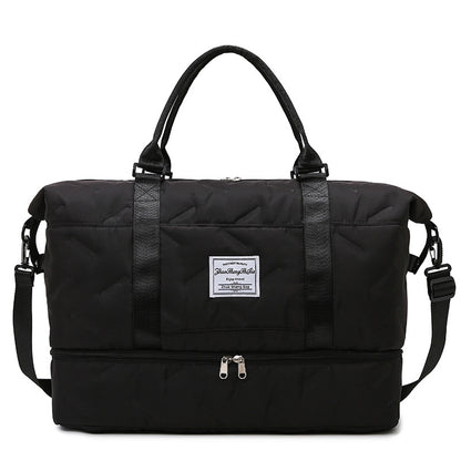 Large-capacity indentation backpack