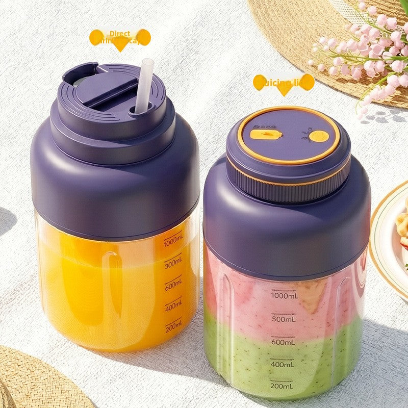 Large-capacity juicing cup