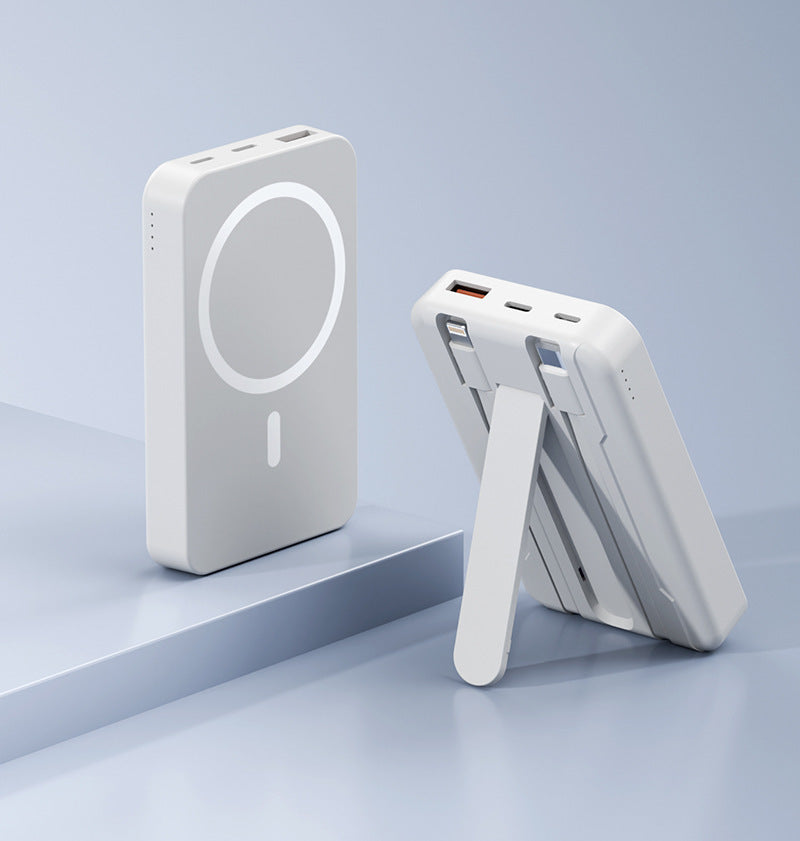 Large capacity magnetic power bank