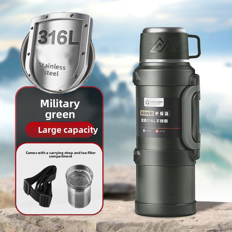 Large capacity outdoor thermos cup