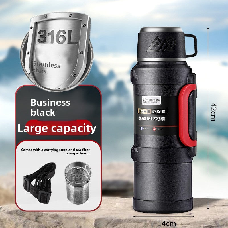 Large capacity outdoor thermos cup