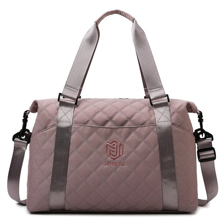 Large-capacity portable travel bag