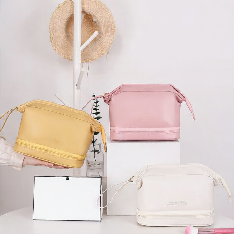 Large-capacity PU makeup bag
