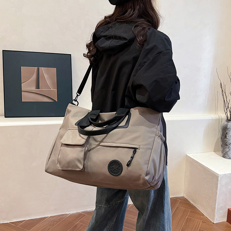 Large-capacity short-distance travel bag