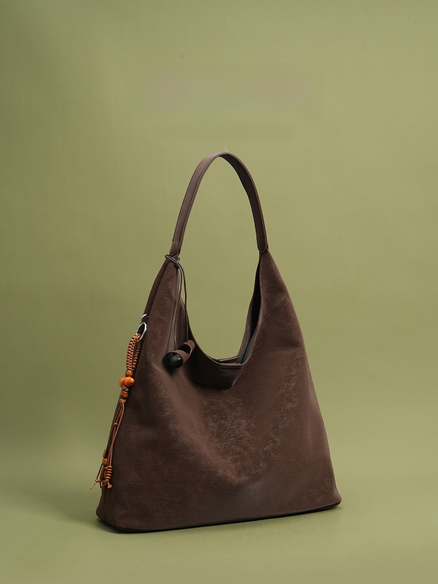 large capacity shoulder bag