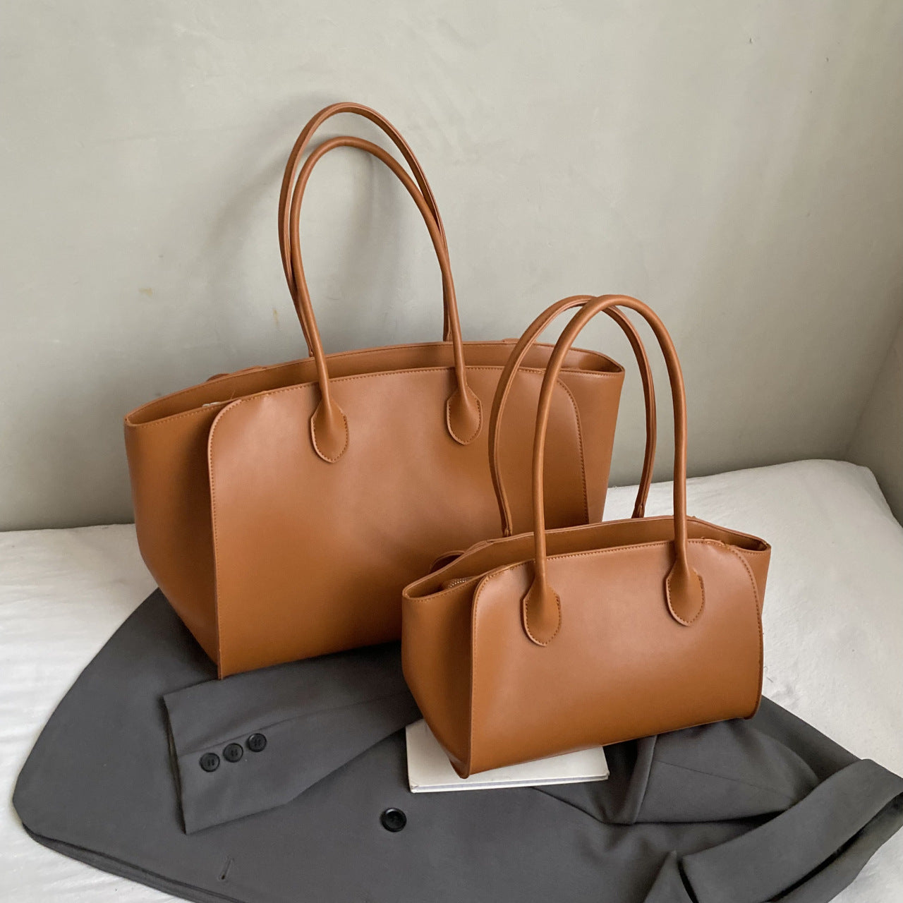 Large-Capacity Simple Handbag Tote Armpit Bag Commuter Bag