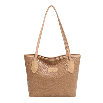 Large-capacity single-shoulder tote bag