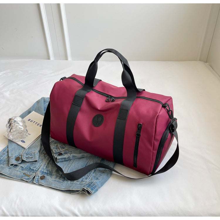 Large-capacity sports and fitness bags