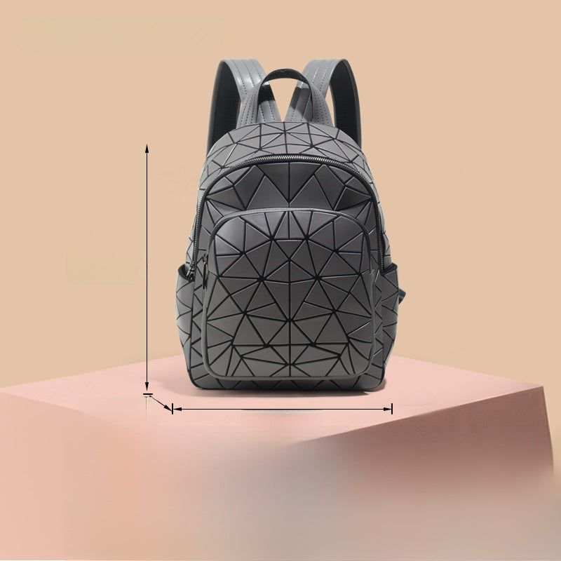 Large capacity stylish diamond pattern travel bag