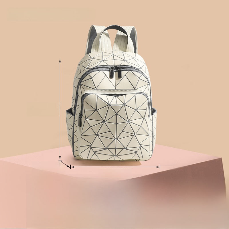 Large capacity stylish diamond pattern travel bag