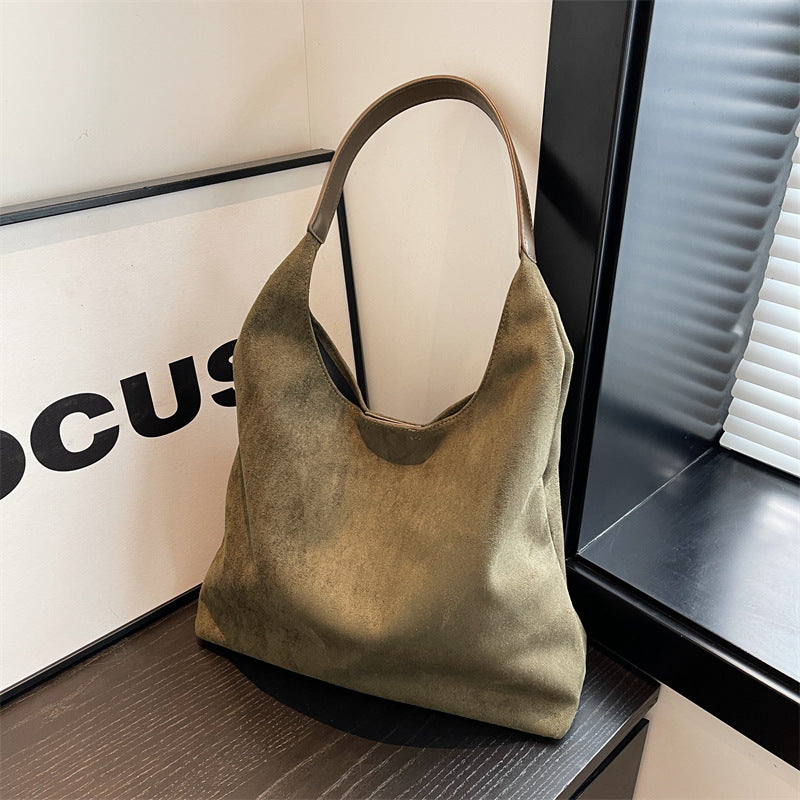 Large-capacity tote bag
