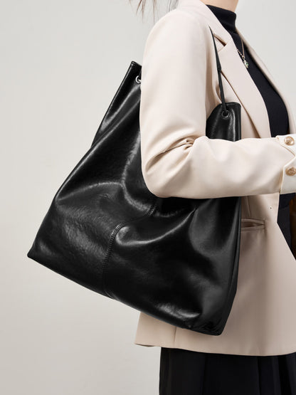 Large-capacity tote bag