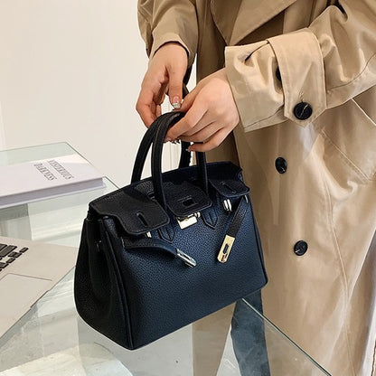 Large Capacity Tote