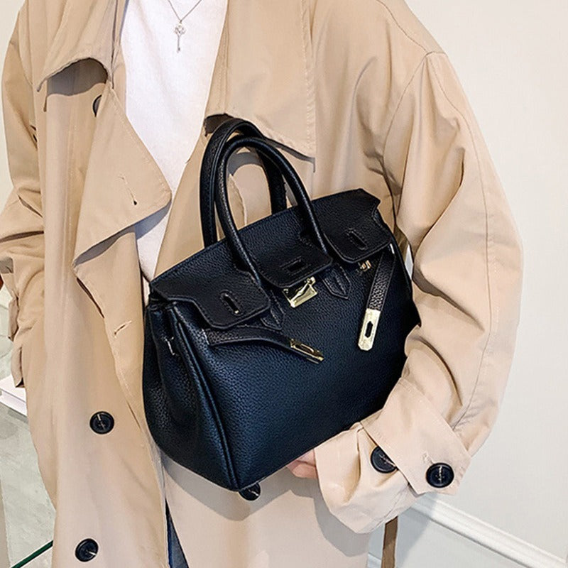Large Capacity Tote