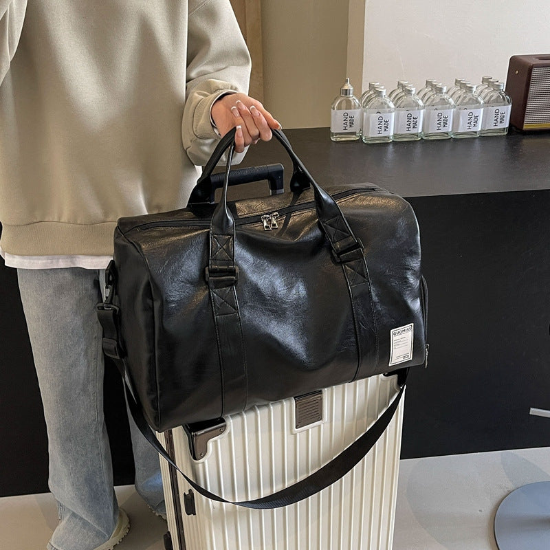Large-capacity travel bag for sports