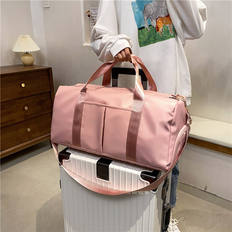 Large-capacity travel bag