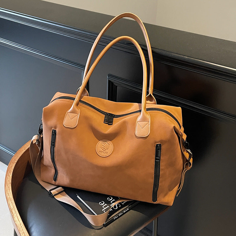 Large capacity travel luggage