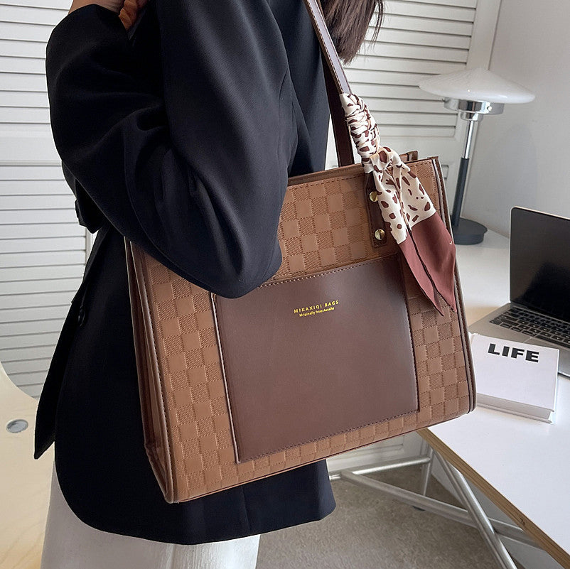 Large Capacity Women's Tote Bag for Daily Use and Work