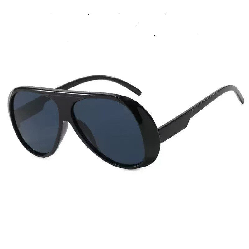 Large-frame sunglasses