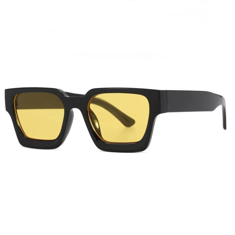 Large-framed polarized sunglasses