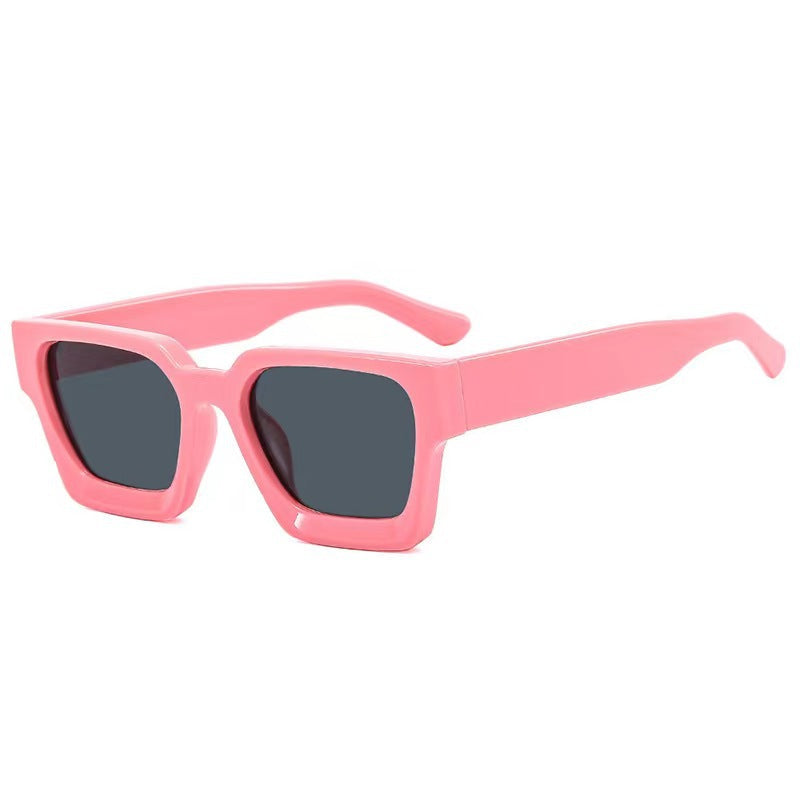 Large-framed polarized sunglasses