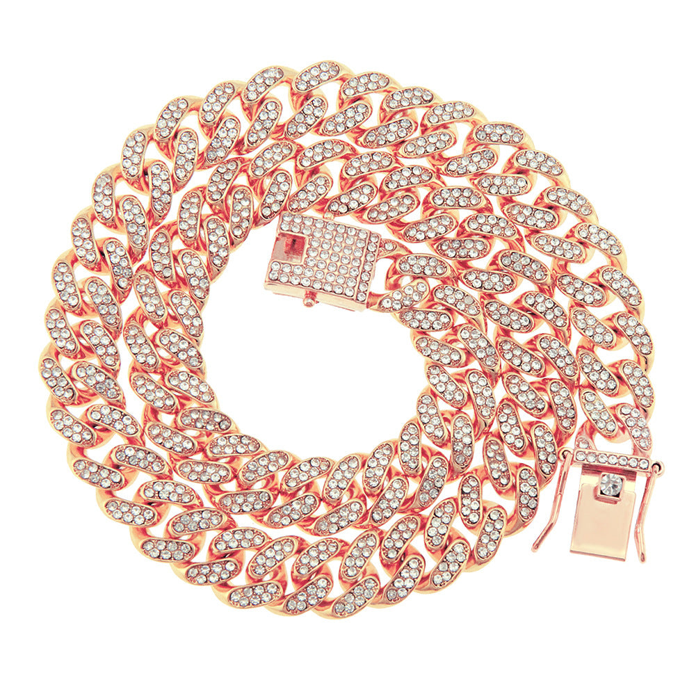 Large gold chain necklace
