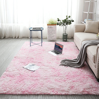 Large-sized carpet in the living room