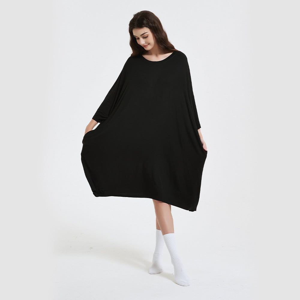 Large-sized long T-shirt